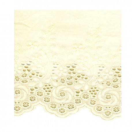 Broderie anglaise 150mm