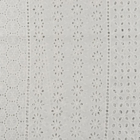 Tissu Broderie Anglaise Multi Motifs Ecru