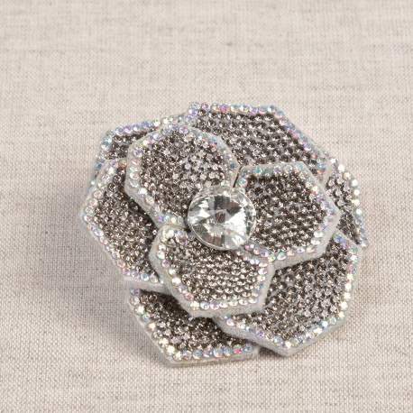 Fleur broche strass