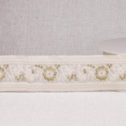 Galon brodé fleurs blanc