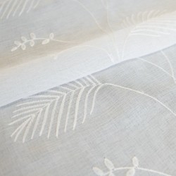 Tissu Etamine Brodée Idia Blanc 