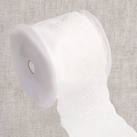 Broderie fleurs Blanc