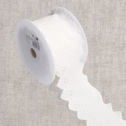 Broderie losanges Blanc