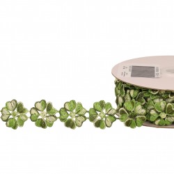 Galon brodé trèfles Vert anis