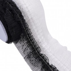 Plisse voile et broderie